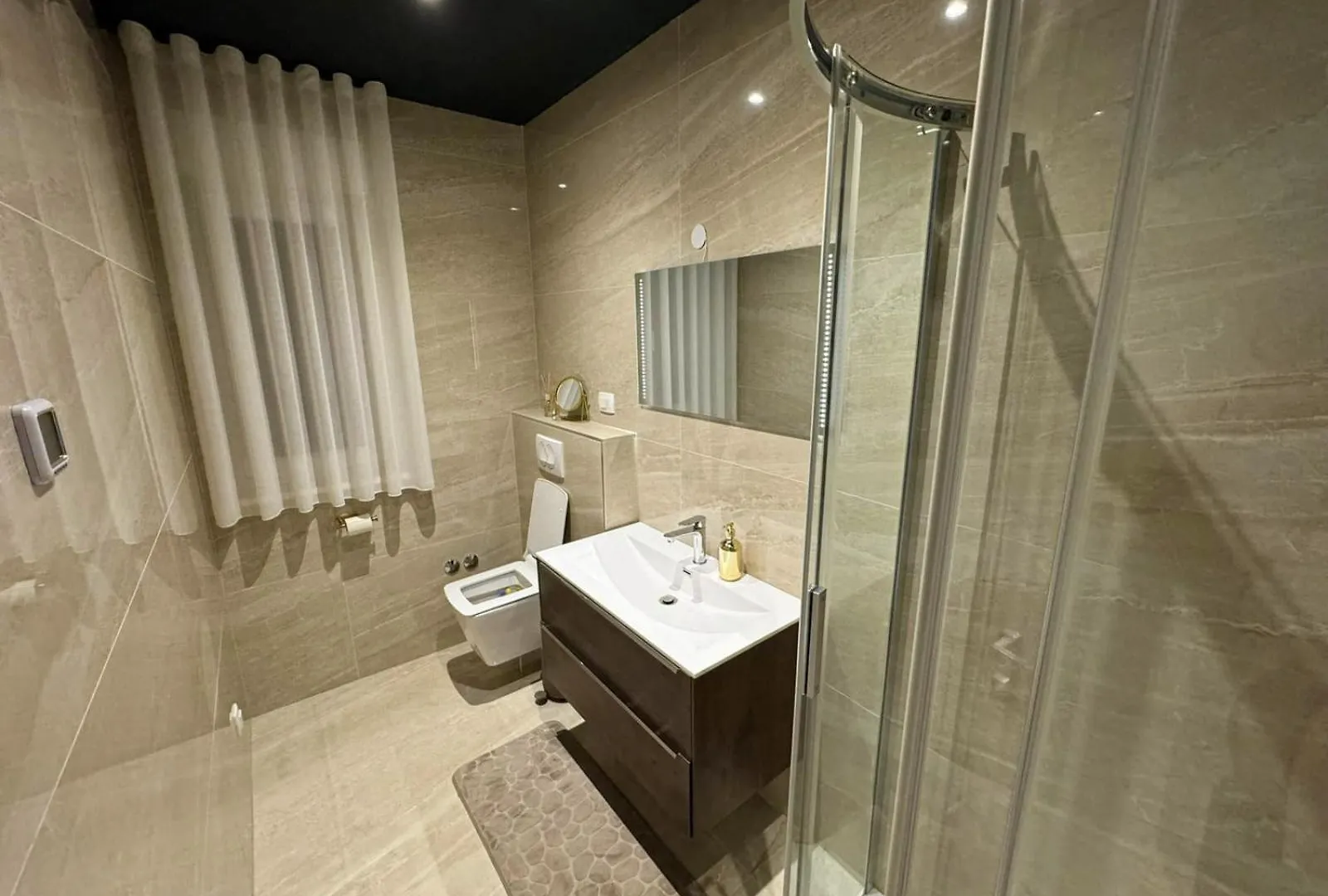 Villa Nobel For 6 Adults With Private 40 M2 Heated Pool, Outside Bar & Movie Theatre Bibici 克罗地亚