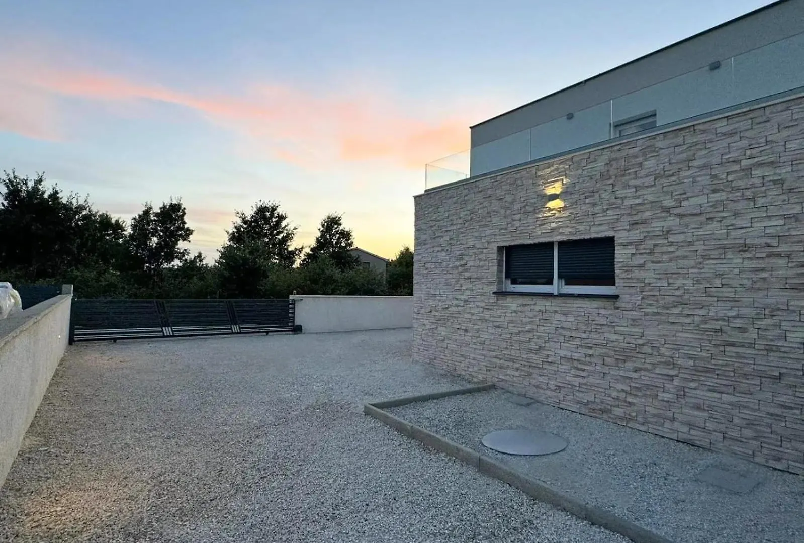 Villa Nobel For 6 Adults With Private 40 M2 Heated Pool, Outside Bar & Movie Theatre Bibici