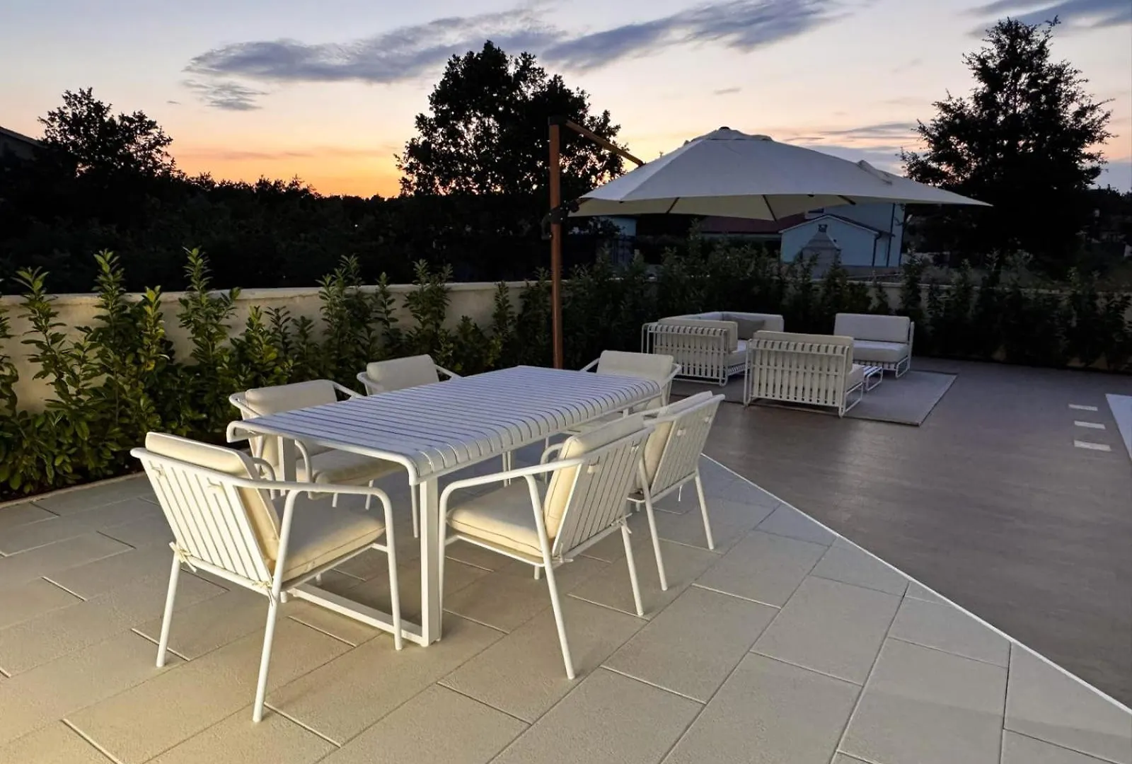 Villa Nobel For 6 Adults With Private 40 M2 Heated Pool, Outside Bar & Movie Theatre Bibici